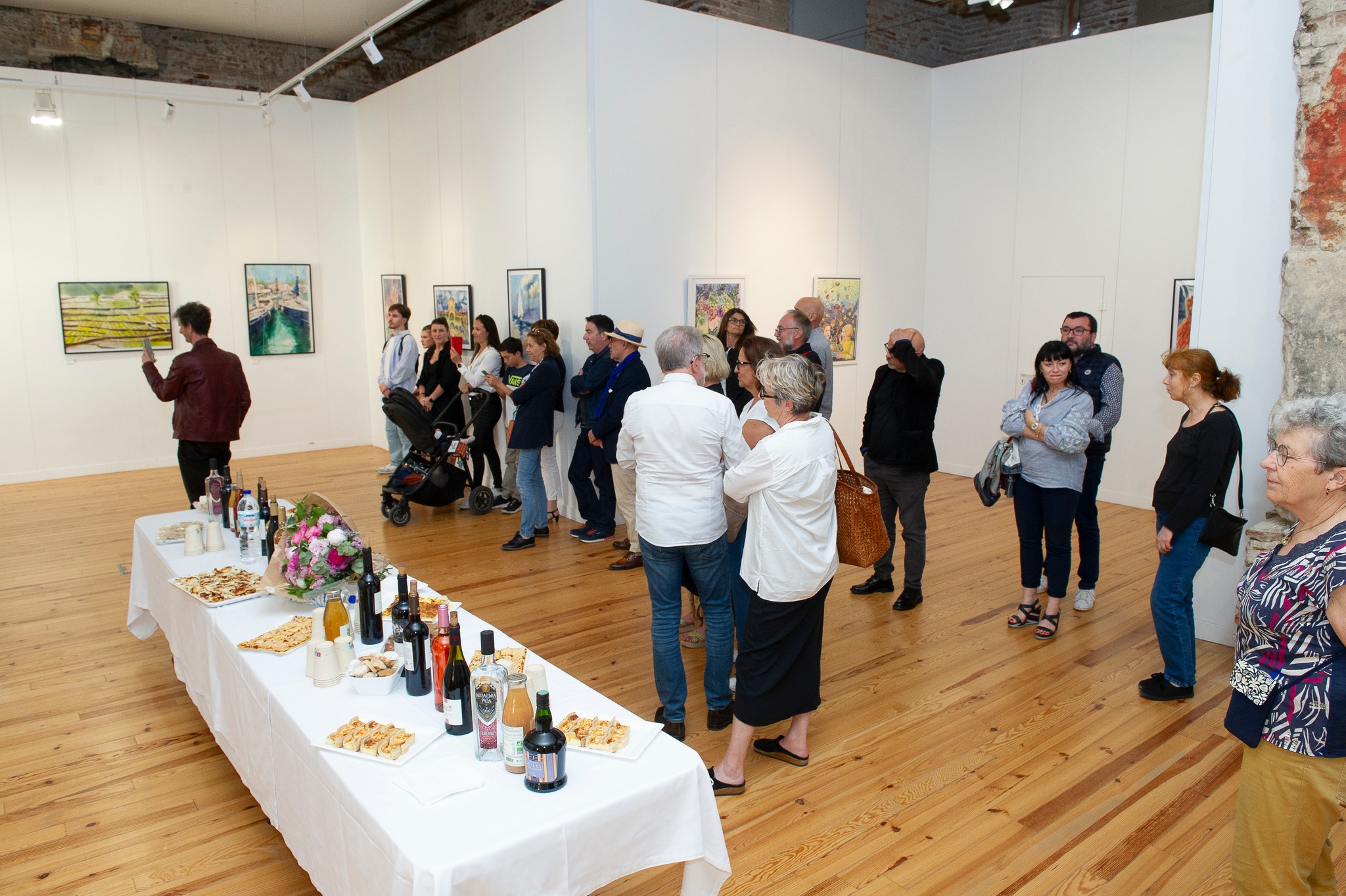 Accrochage des oeuvres dans les appartements du roi